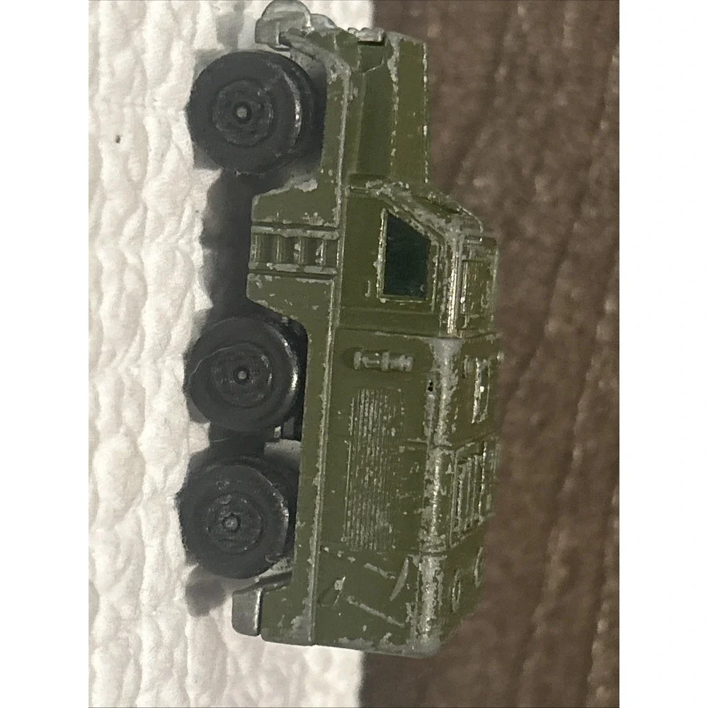 1973 Lesney Matchbox Rolamatics No. 16‎ Badger Army Green Radar Truck